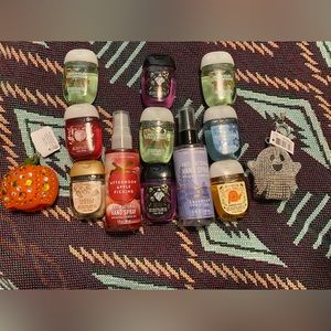 Bath & Body Works hand sanitizer and pocket back holder lot